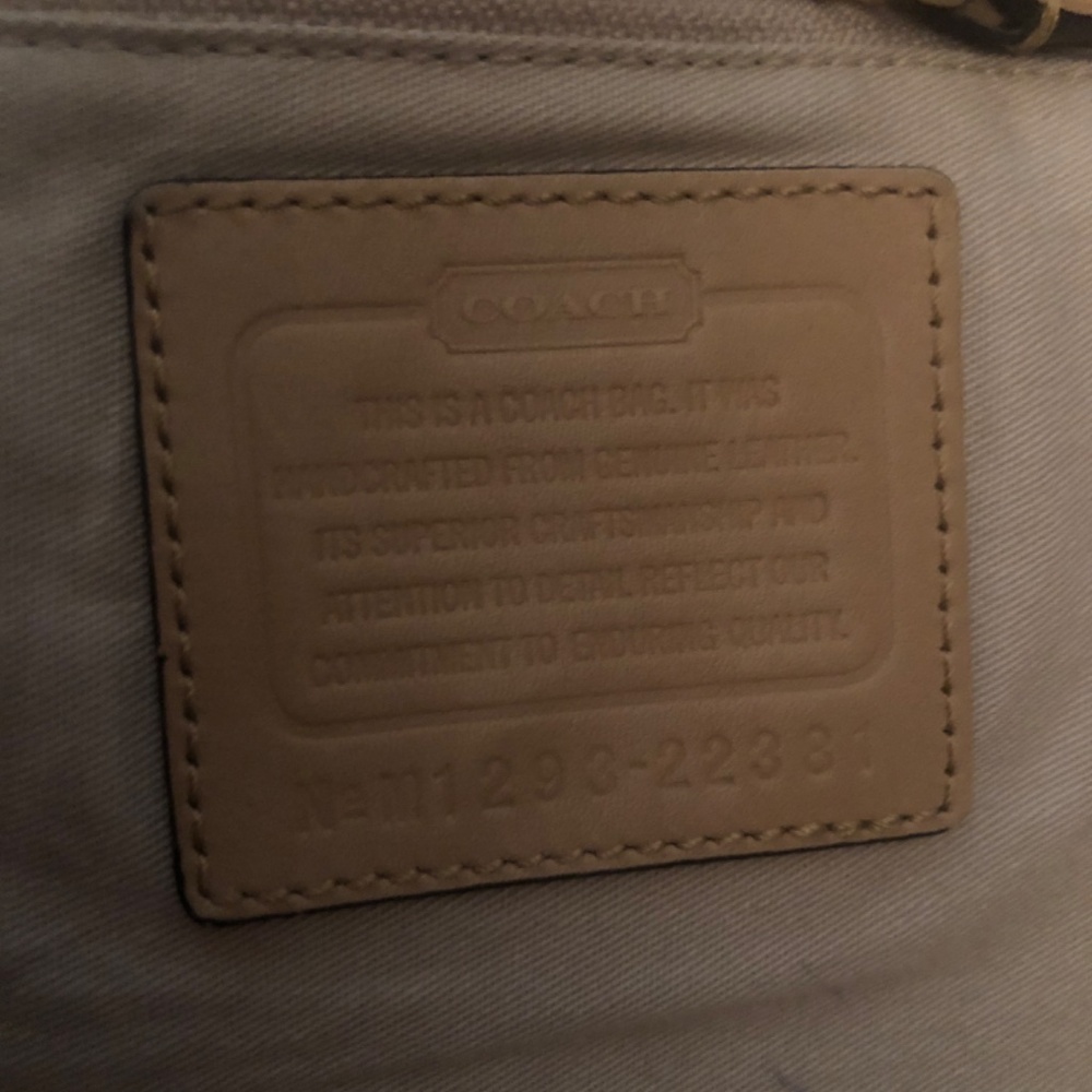 Coach Vintage Leather Bag - Picture 8 of 9